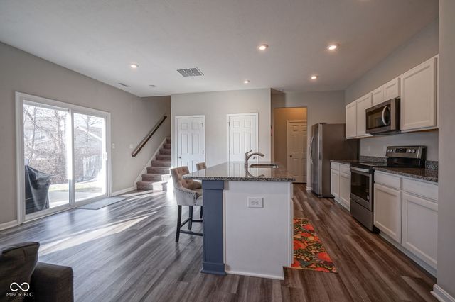 8596 Fawn Way, Mccordsville, IN 46055