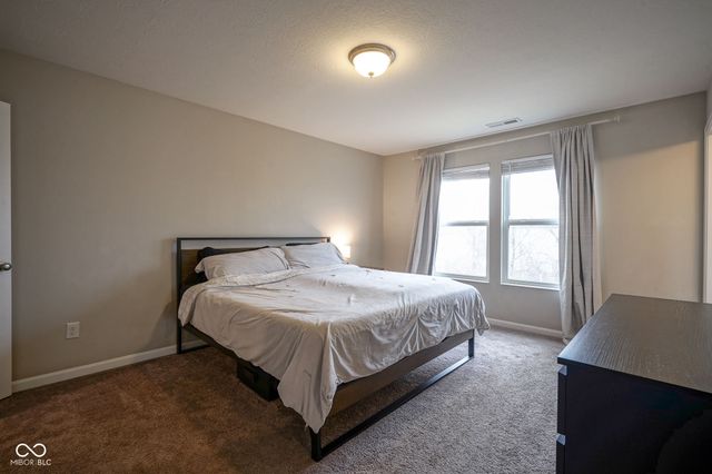 8596 Fawn Way, Mccordsville, IN 46055