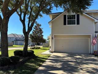 443 Folk Crest Lane, Dickinson, TX 77539