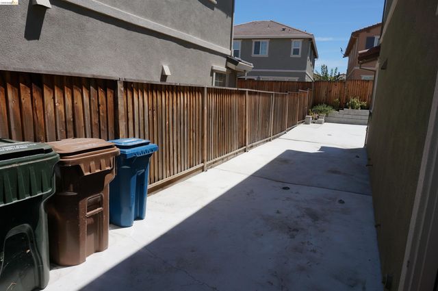4494 Piper Ct, Antioch, CA 94531