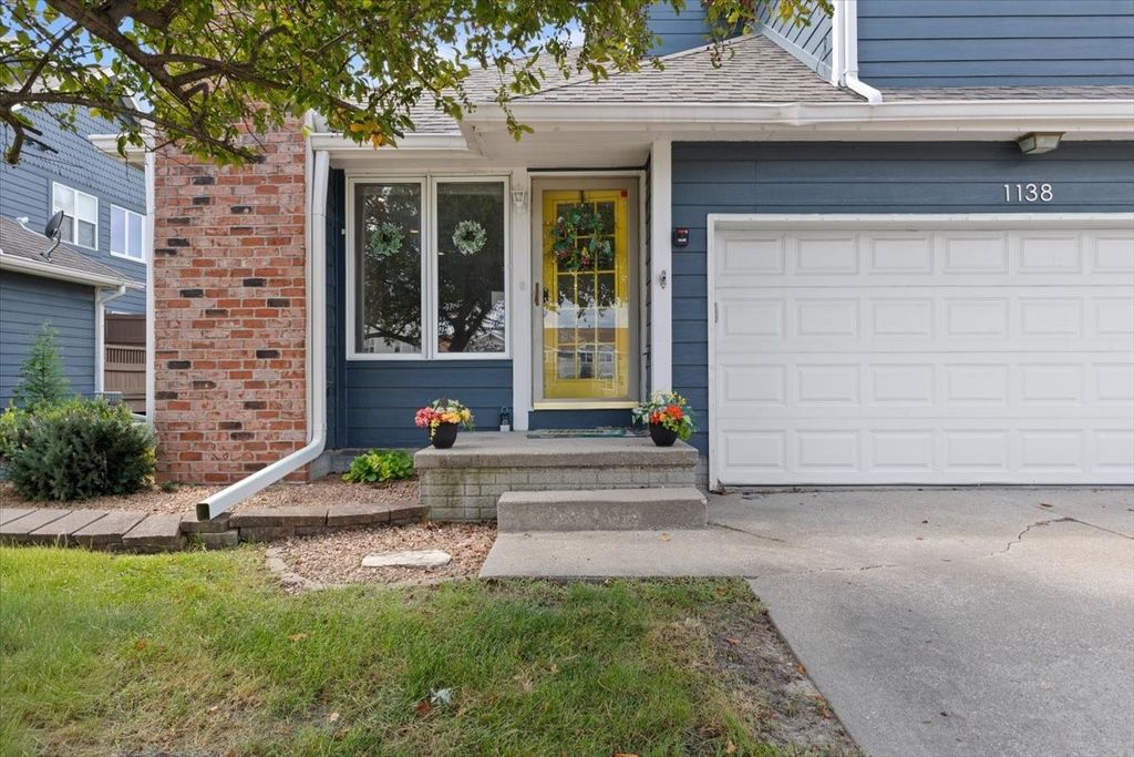 1138 SE Mill Pond Court, Ankeny, IA 50021