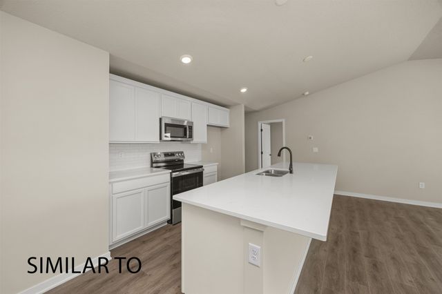 607 Birch Street, Dallas Center, IA 50063