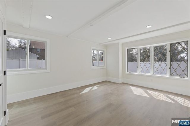 1087 Lambert Road, Teaneck, NJ 07666