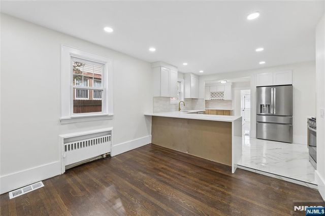 1087 Lambert Road, Teaneck, NJ 07666