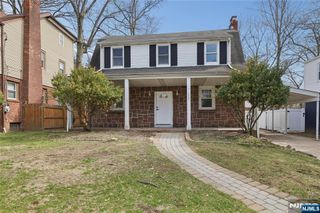 1087 Lambert Road, Teaneck, NJ 07666