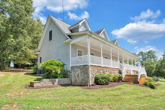 1157 Lakeland Pines DR, Moneta, VA 24121