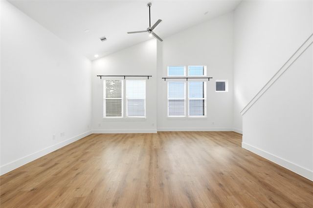 1307 Bayou Street B, Houston, TX 77020