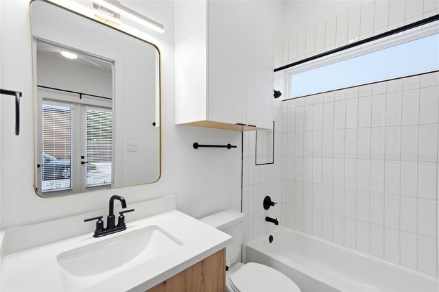 1307 Bayou Street B, Houston, TX 77020