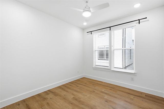 1307 Bayou Street B, Houston, TX 77020