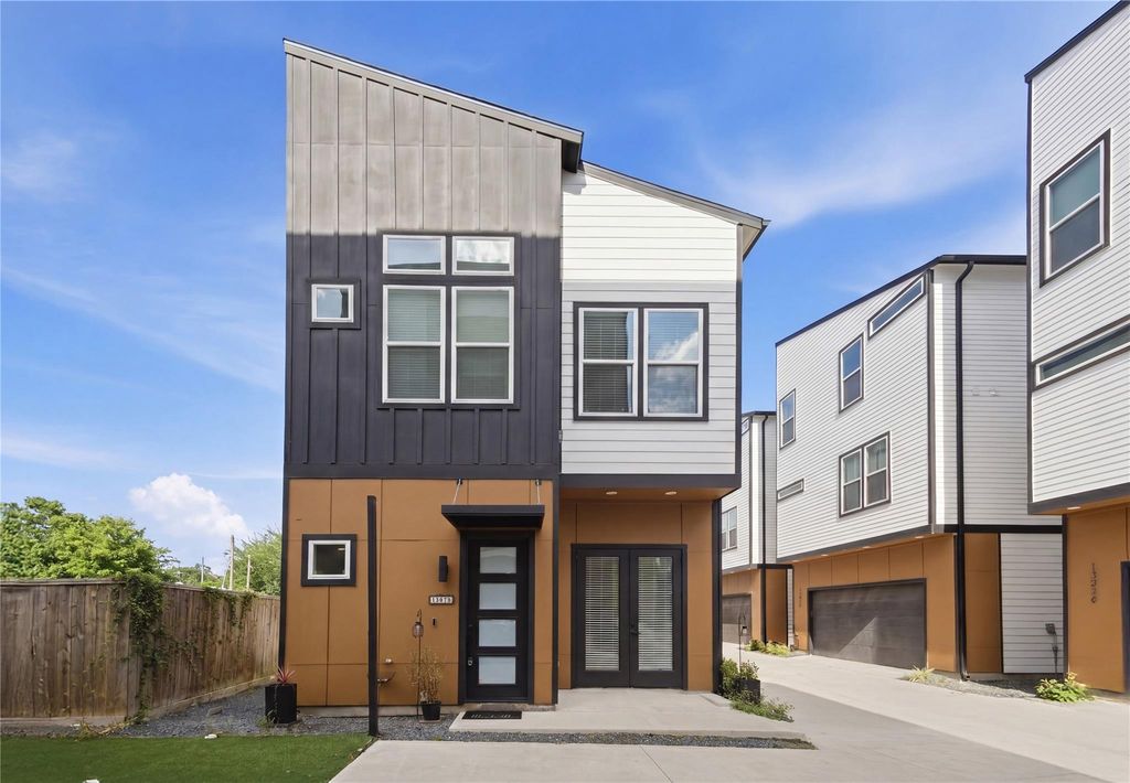 1307 Bayou Street B, Houston, TX 77020