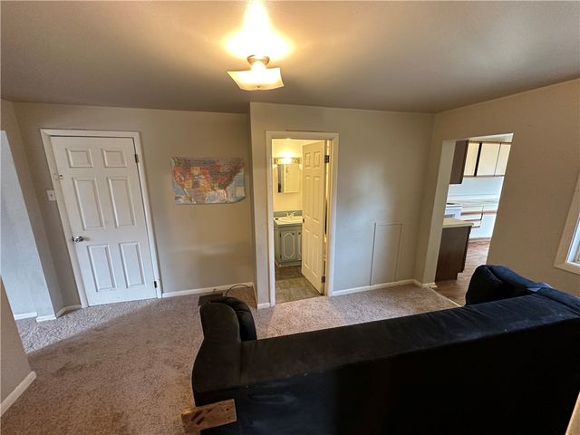 243 Pennsylvania Avenue, Rochester, PA 15074