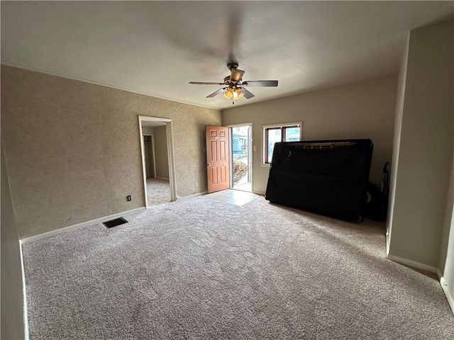 243 Pennsylvania Avenue, Rochester, PA 15074