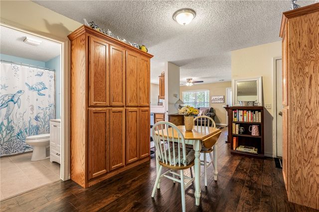 14 Jordan Lane, Bentonville, AR 72712