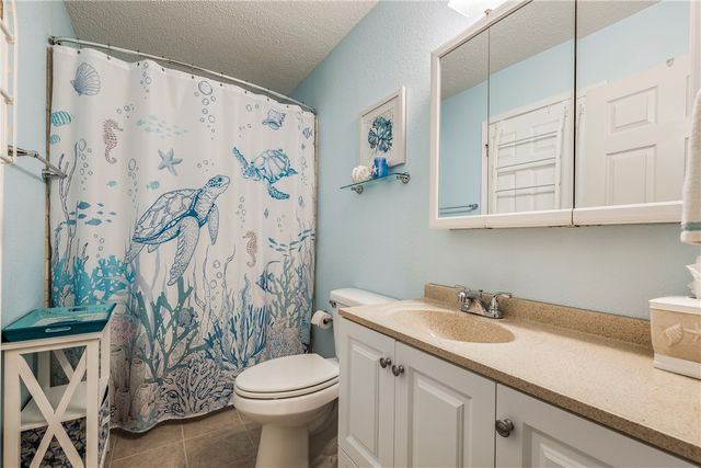 14 Jordan Lane, Bentonville, AR 72712