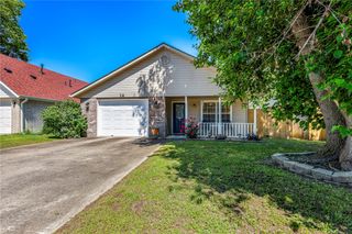 14 Jordan Lane, Bentonville, AR 72712