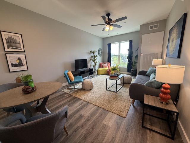 146 Autumn Towne Way, Murfreesboro, TN 37128