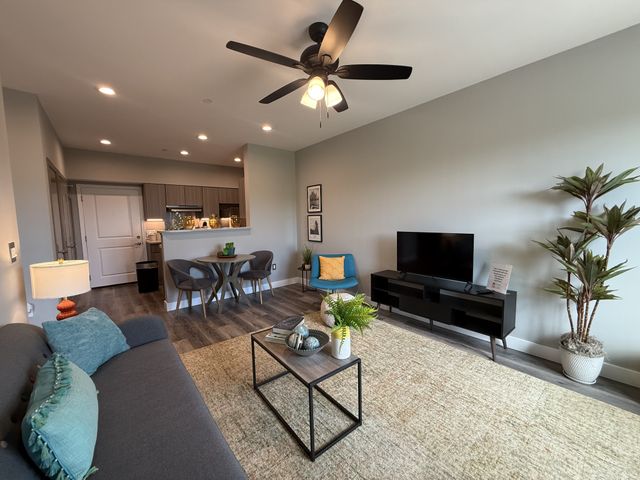146 Autumn Towne Way, Murfreesboro, TN 37128