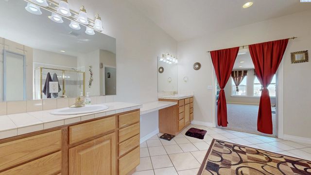 4604 Sedona Court, Pasco, WA 99301