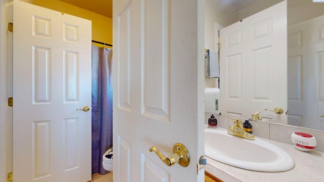 4604 Sedona Court, Pasco, WA 99301