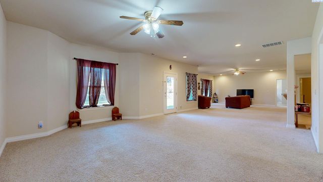 4604 Sedona Court, Pasco, WA 99301