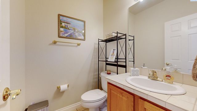 4604 Sedona Court, Pasco, WA 99301