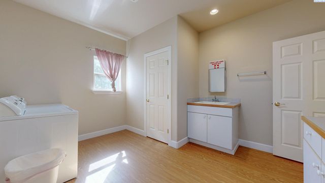 4604 Sedona Court, Pasco, WA 99301