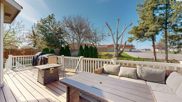 4604 Sedona Court, Pasco, WA 99301