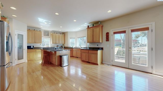 4604 Sedona Court, Pasco, WA 99301