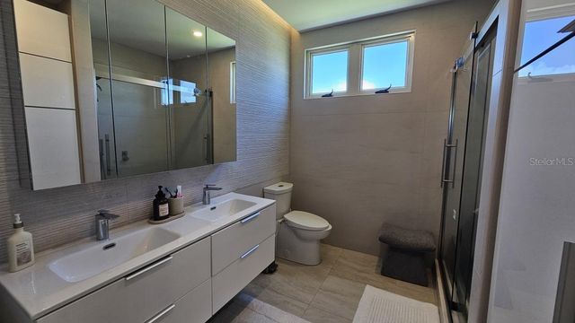 677 LAVANDA, Dorado, PR 00646