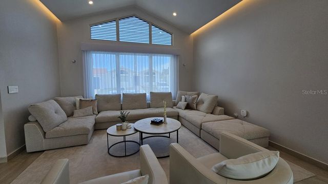 677 LAVANDA, Dorado, PR 00646