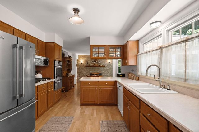 161 Sylvan Drive, Valparaiso, IN 46385