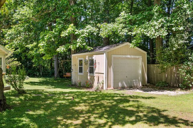 161 Sylvan Drive, Valparaiso, IN 46385