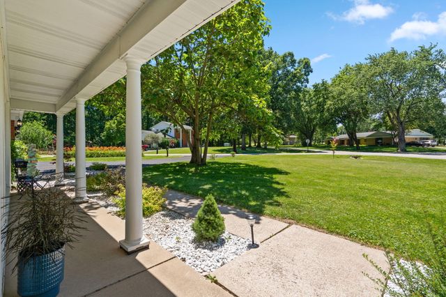 161 Sylvan Drive, Valparaiso, IN 46385