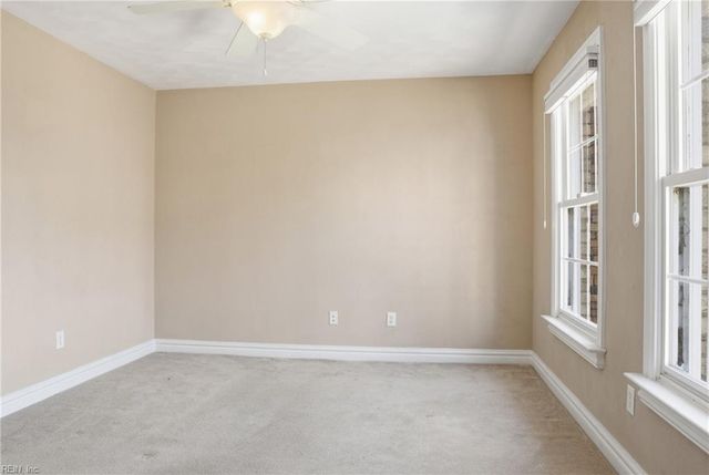 1188 Knights Bridge LN, Virginia Beach, VA 23455