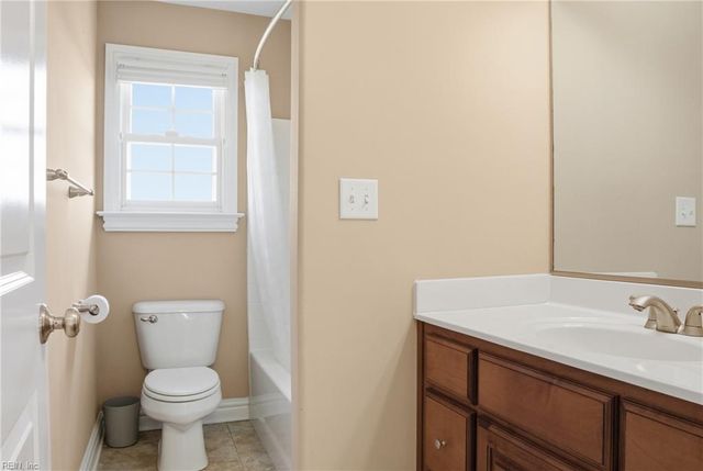 1188 Knights Bridge LN, Virginia Beach, VA 23455