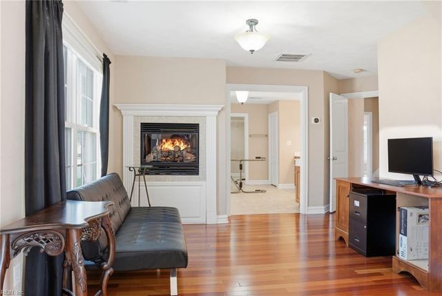 1188 Knights Bridge LN, Virginia Beach, VA 23455