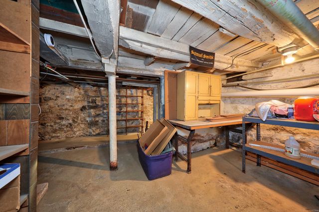 20 Hydelor Avenue, Prospect, CT 06712