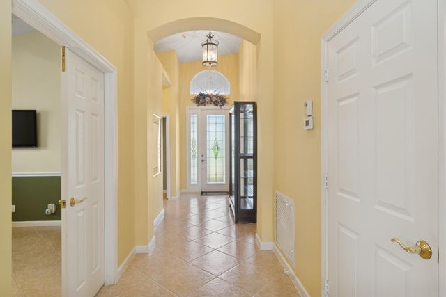 328 NW Shoreline Circle, Port St Lucie, FL 34986