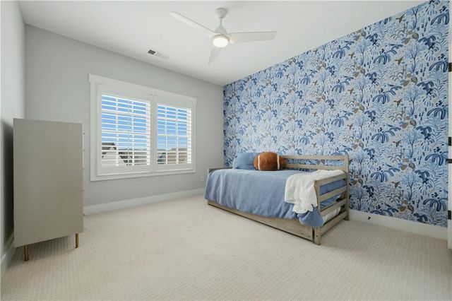 559 S Club Drive, Woodstock, GA 30188