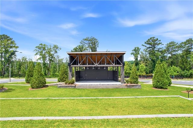 559 S Club Drive, Woodstock, GA 30188