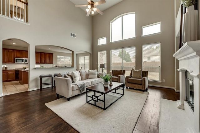 8901 Brook Hollow Drive, Mckinney, TX 75072