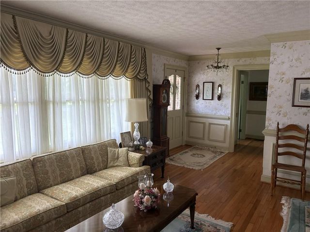 6070 Holland Drive, Cumming, GA 30041