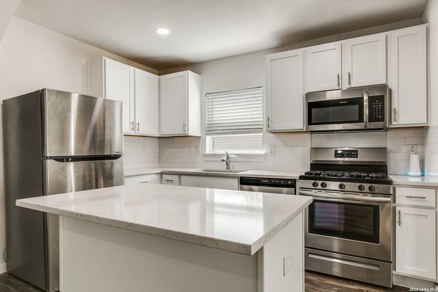 124 Nelson Ave, San Antonio, TX 78210