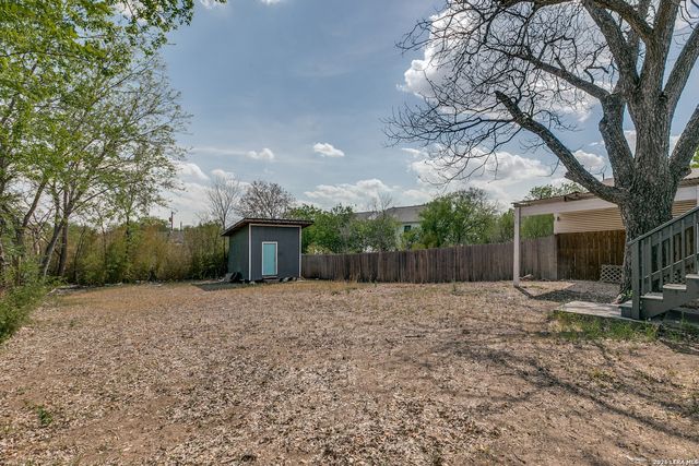 124 Nelson Ave, San Antonio, TX 78210