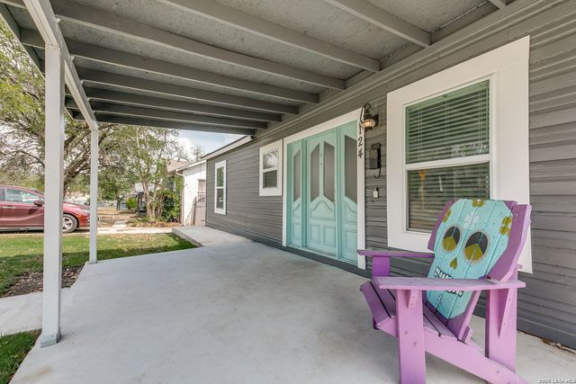 124 Nelson Ave, San Antonio, TX 78210