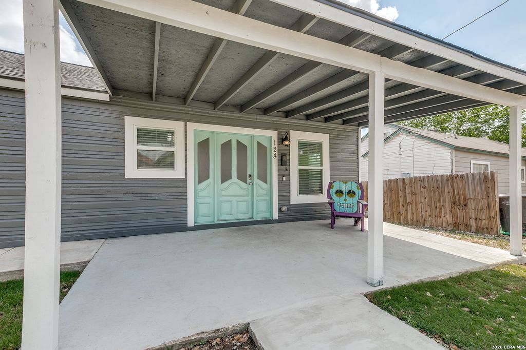 124 Nelson Ave, San Antonio, TX 78210