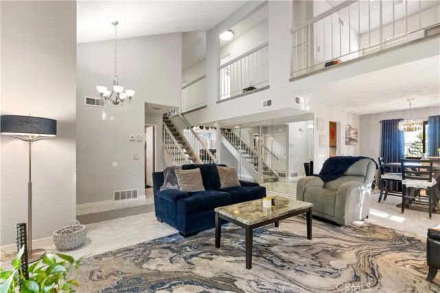 2622 Starcrest Drive, Duarte, CA 91010