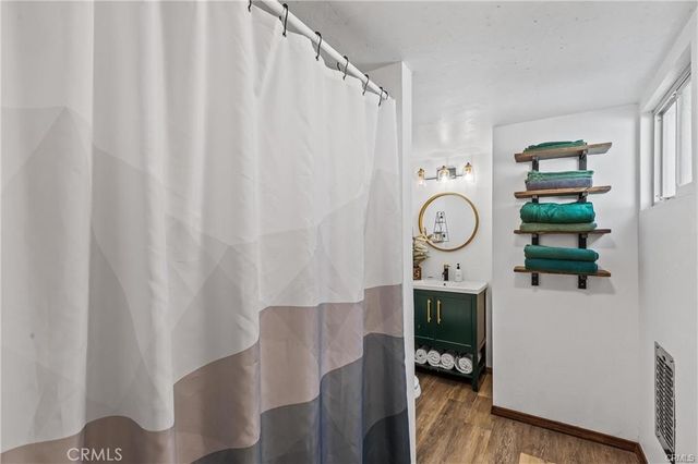 1104 Robinhood, Big Bear City, CA 92314