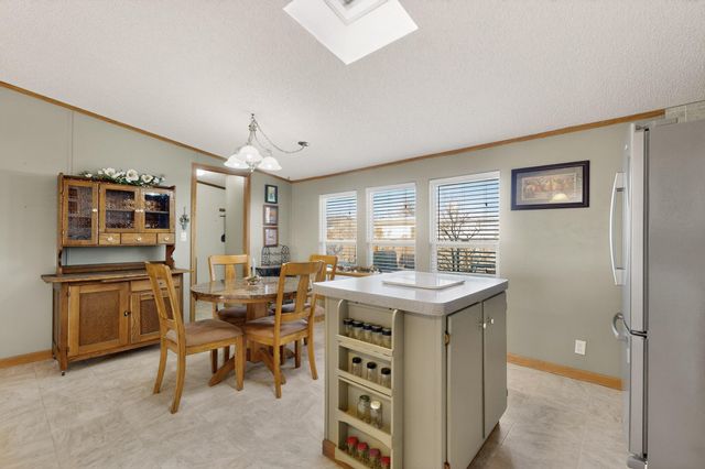 804 Calle De Los Tulipanes, Belen, NM 87002