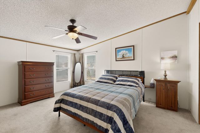 804 Calle De Los Tulipanes, Belen, NM 87002